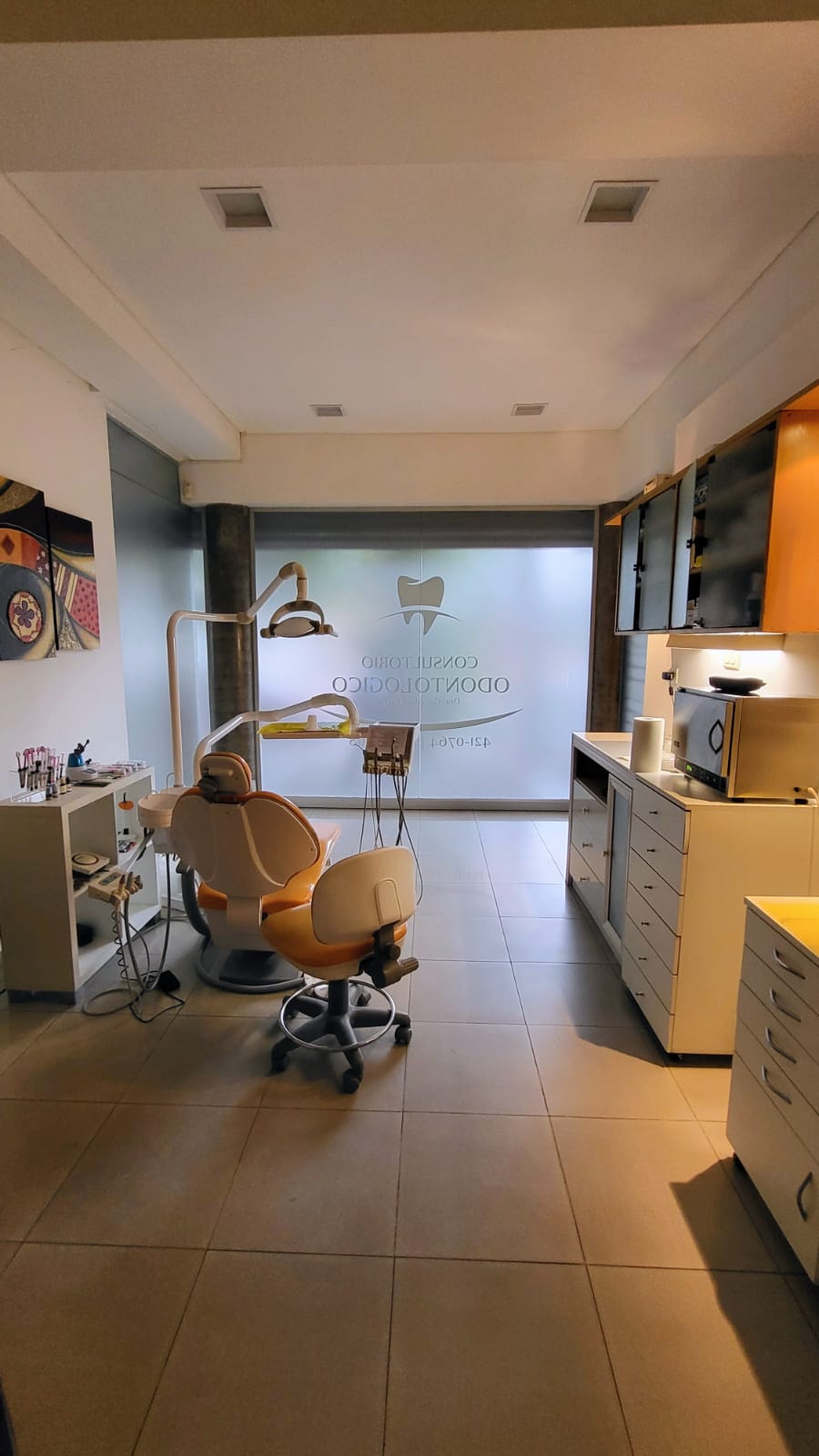 Box odontológico equipado